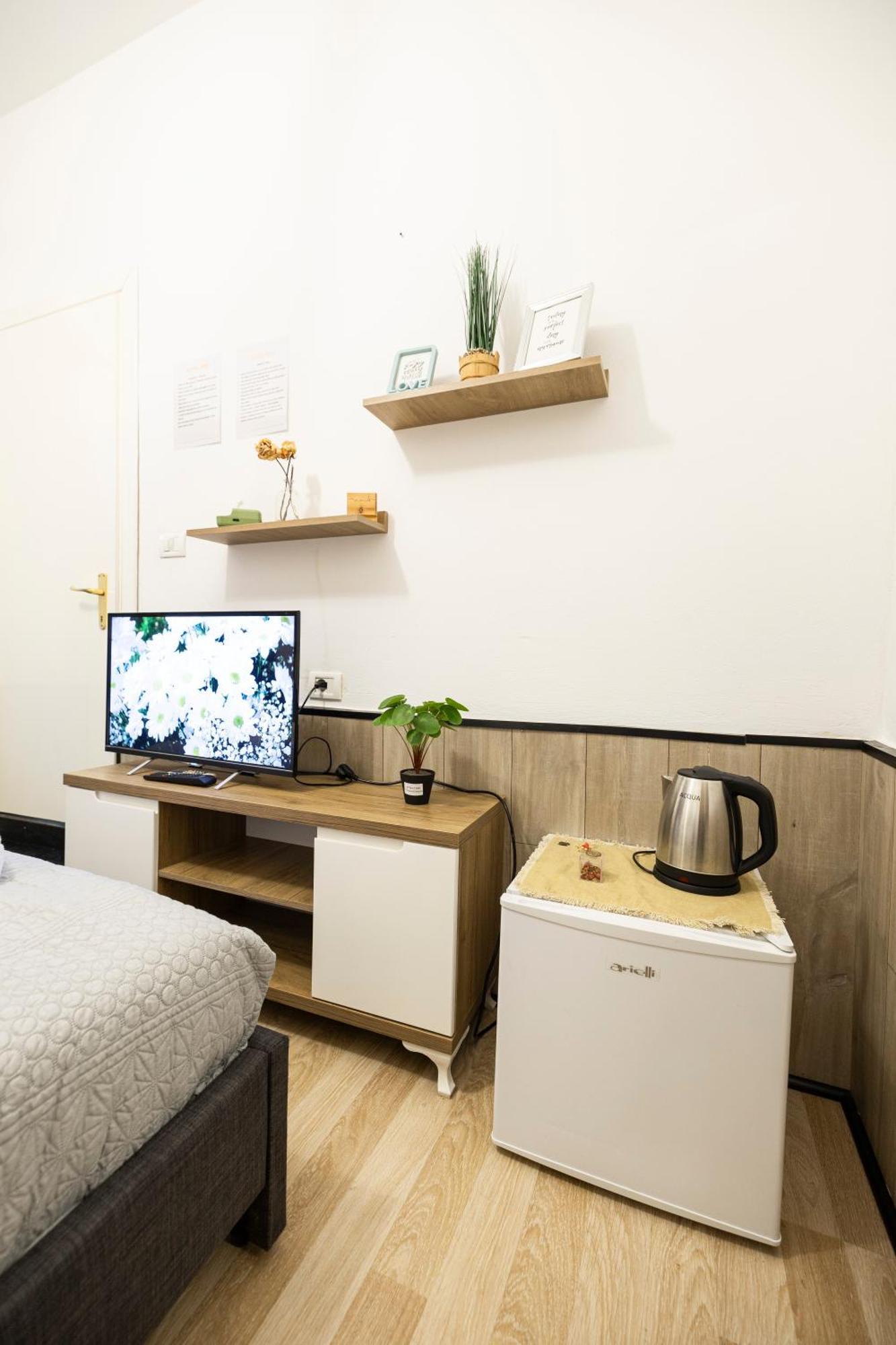 Tiny Cute Studio Near The City Center - 5 Min Walk Tirana Zewnętrze zdjęcie